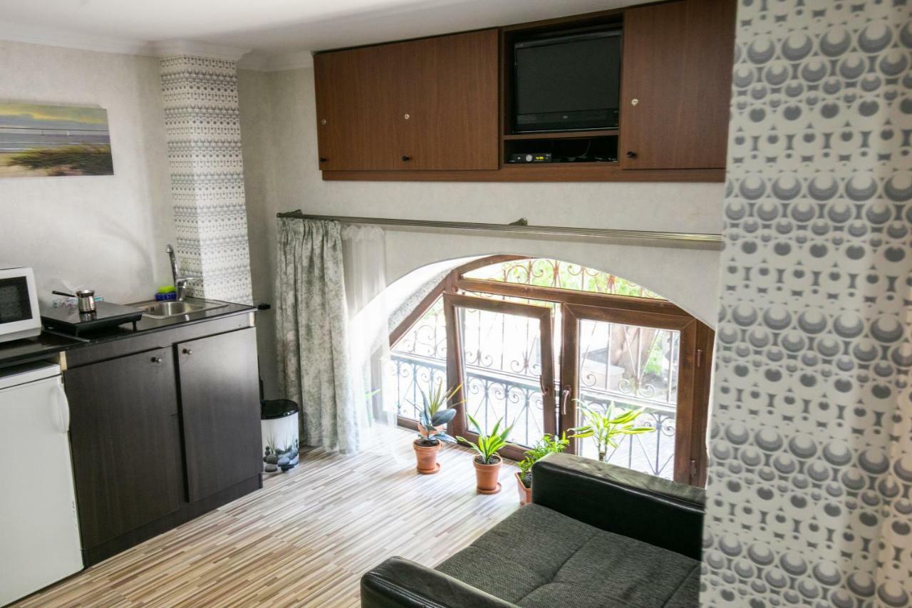 Hb Apartments Akhvelediani II Tbilisi Exteriör bild