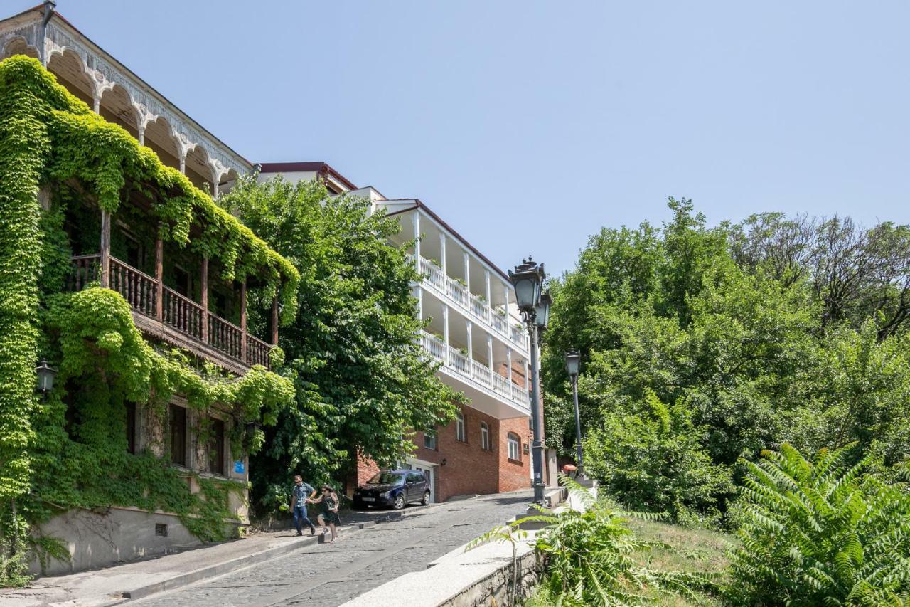 Hb Apartments Akhvelediani II Tbilisi Exteriör bild
